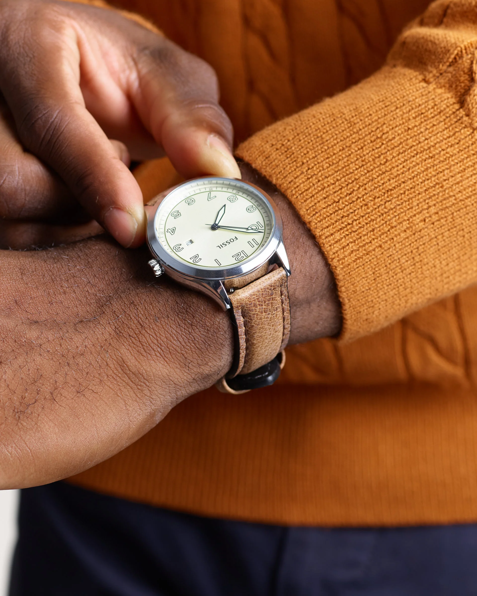 Grizzly Grain Leather | Apple Watch Compatible 42mm/44mm - Image 3